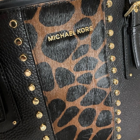 New Michael Kors Bag - Picture 4 of 4